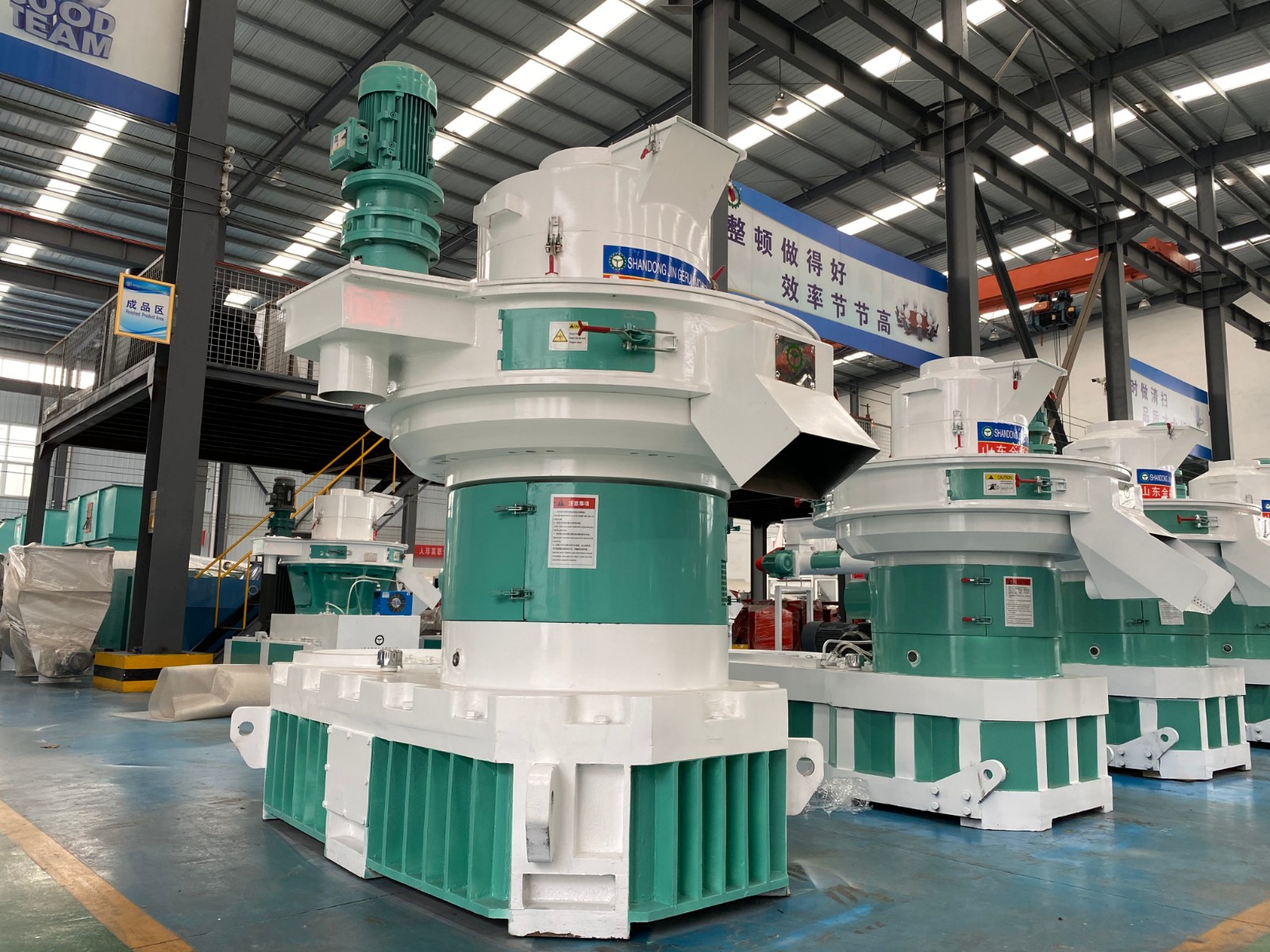 木屑秸秆颗?；? width=