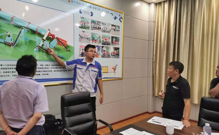 销售经理对颗?；屏９探械南晗傅睦砺劢樯?jpg