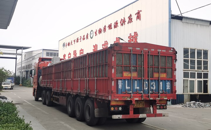 颗?；咦俺低瓿?jpg