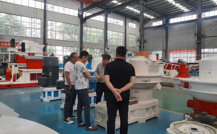 详细了解木屑制?；褂们榭?jpg