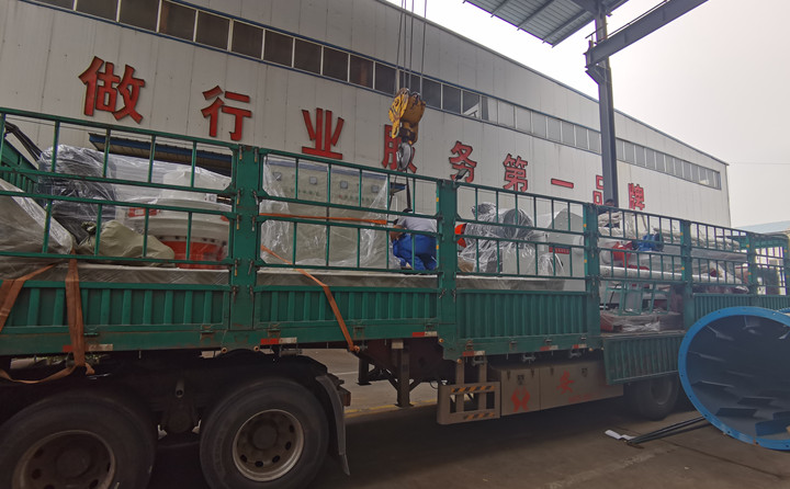 高考进行时，金格瑞木屑颗?；⒒跏?jpg