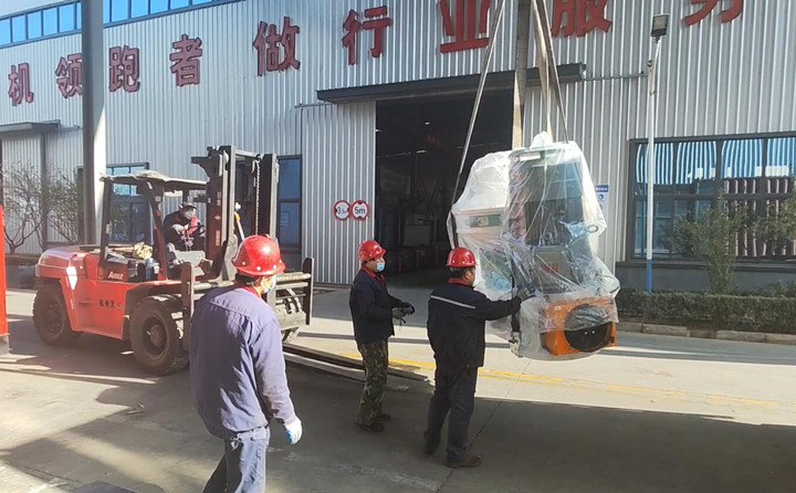 QQ截图木屑颗?；叻⑼⒐锥?，这是年产2万吨的颗?；呱璞?jpg